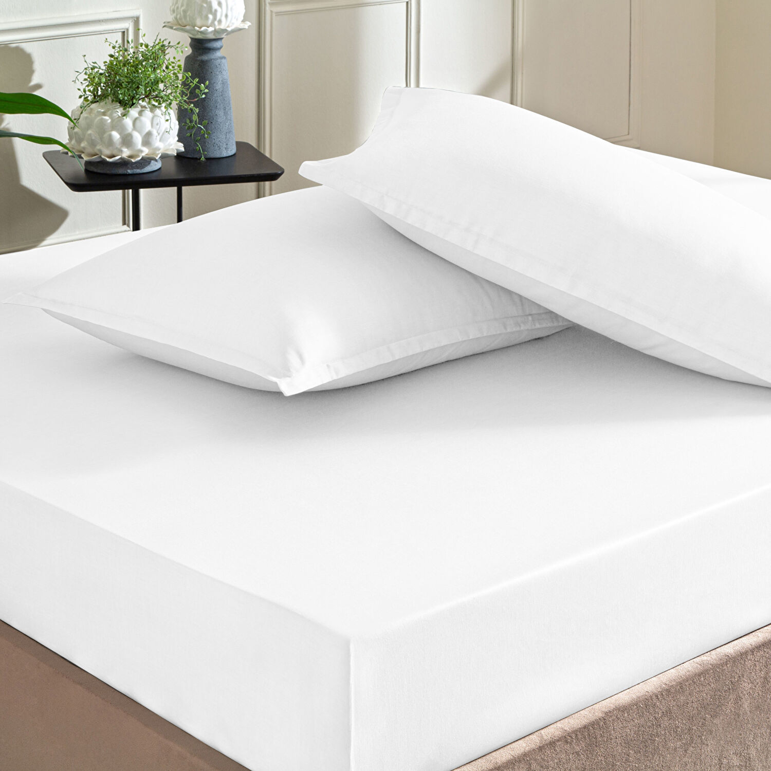 Taç Color Dreams Saten Çift Kişilik Çarşaf Seti Beyaz