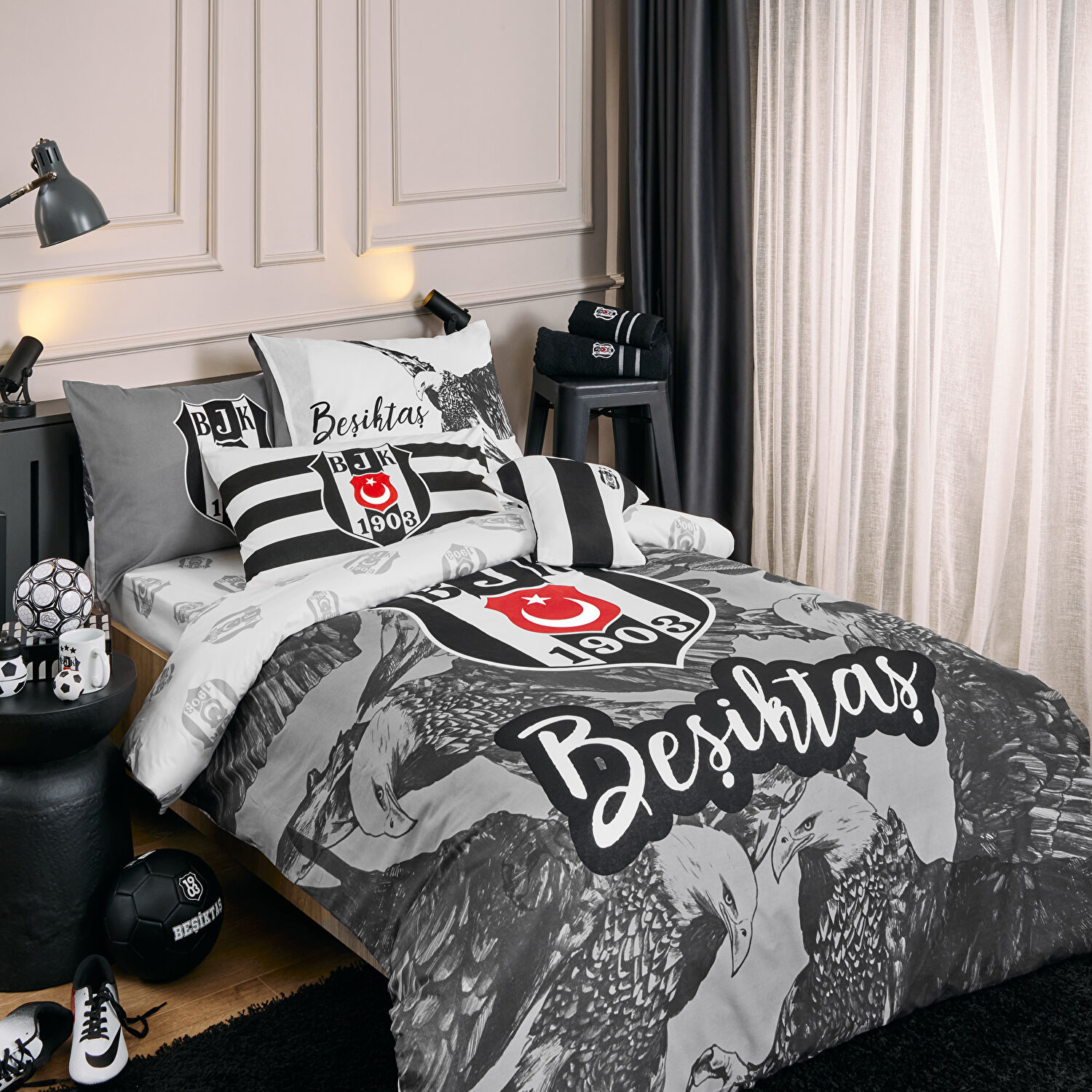 Taç Lisanslı Beşiktaş Kartal Tek Kişilik Pamuk Nevresim Takımı