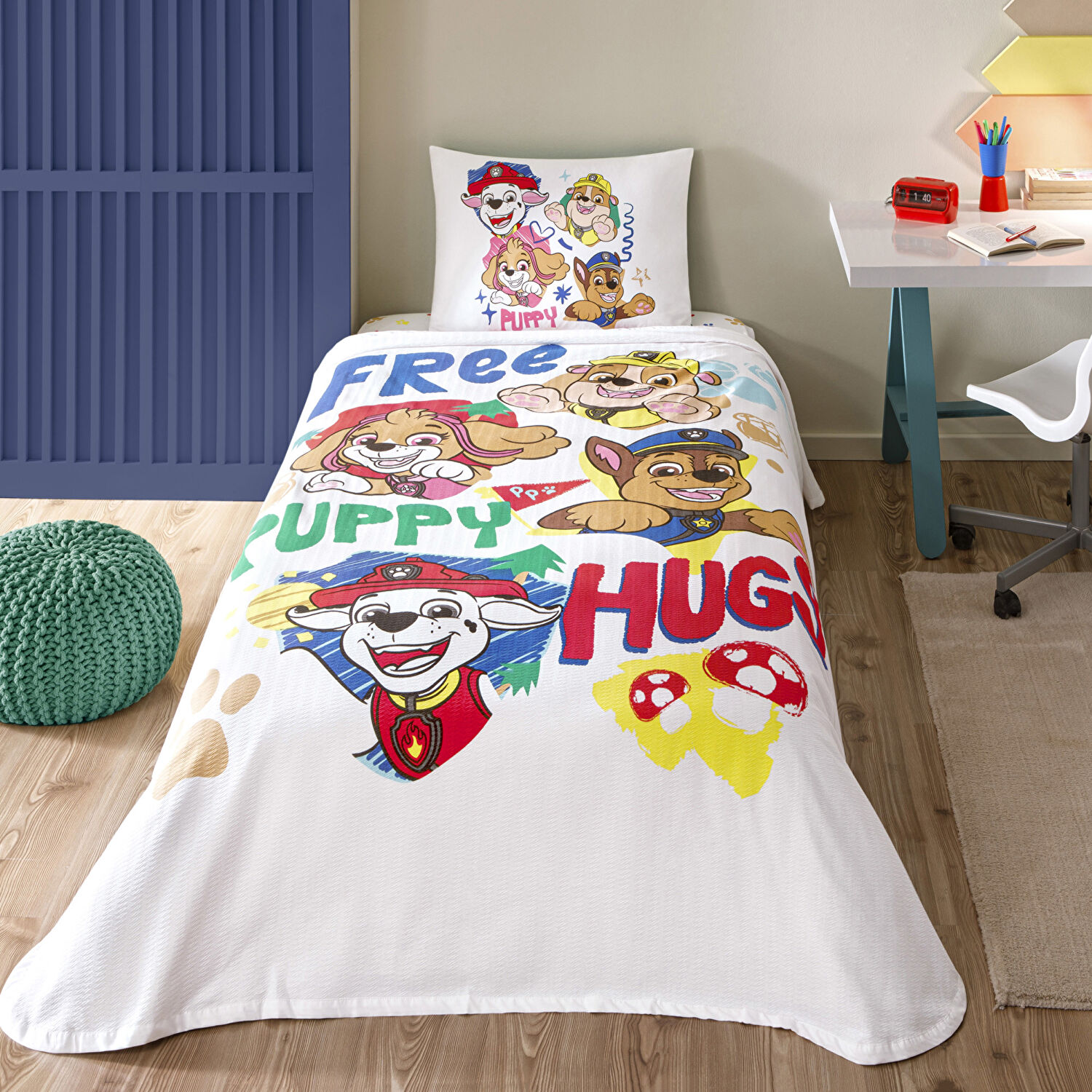 Taç Lisanslı Paw Free Hugs Tek Kişilik Pamuk Pike Takımı