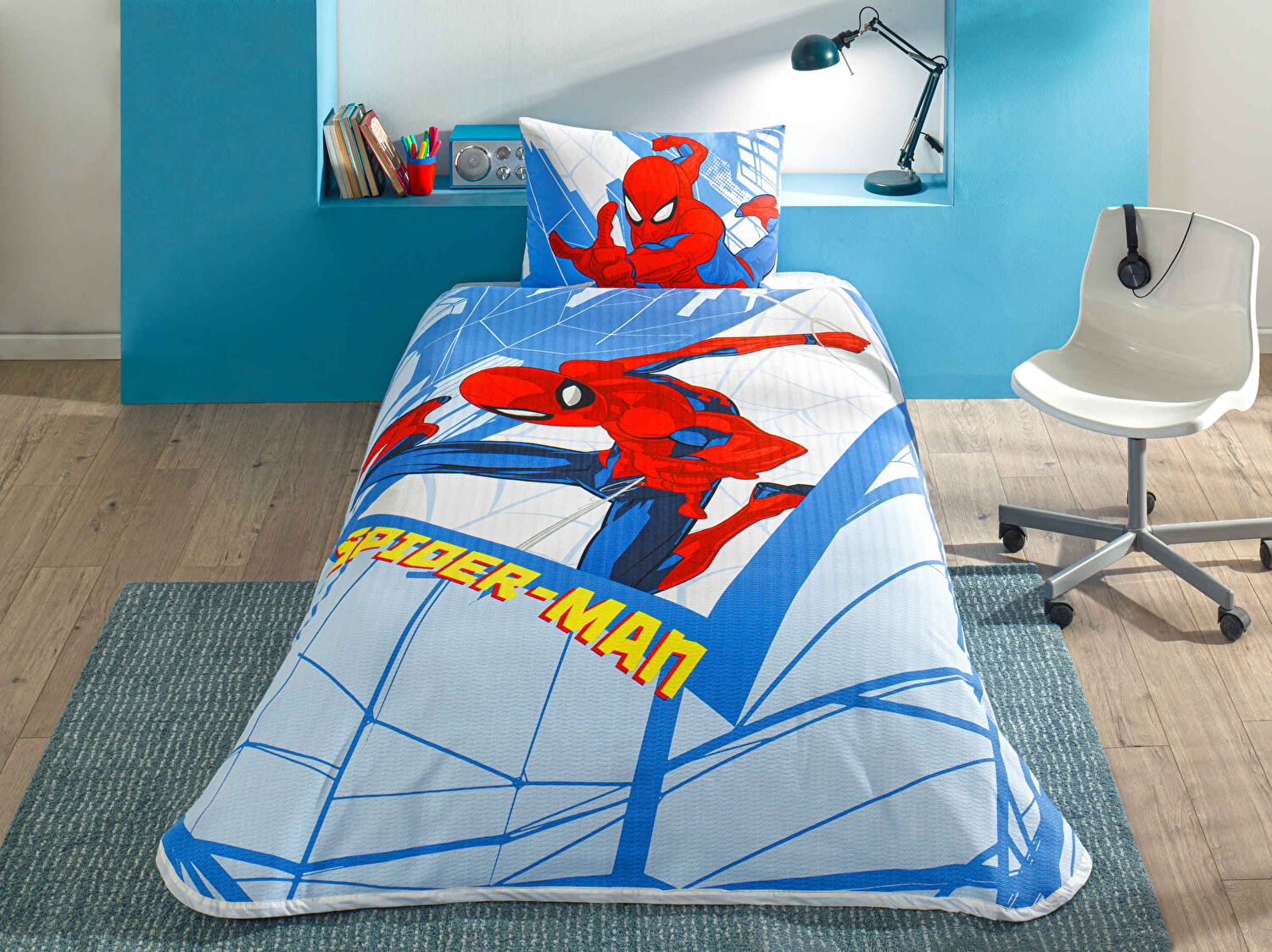 Taç Lisanslı Spiderman Gate Tek Kişilik Pamuk Pike Takımı