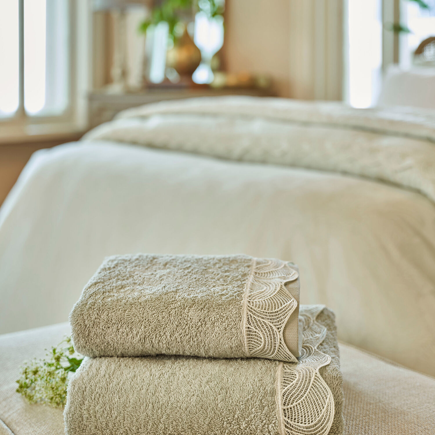 Taç Eleanor Yatak Örtülü Çift Kişilik Nevresim Seti Mint