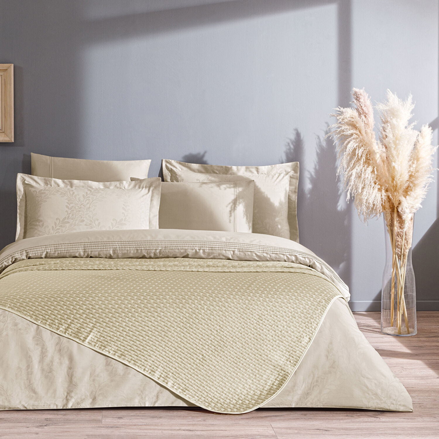 Taç Gabriella Yatak Örtülü Çift Kişilik Nevresim Seti Camel