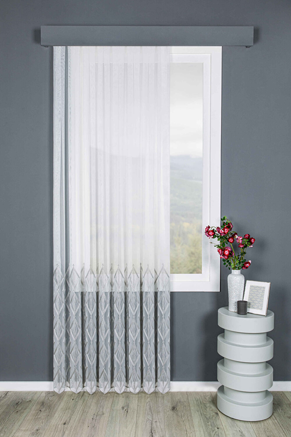 Taç Kılda Brode Tül Perde Gri ( Max Yükseklik : 270 cm )