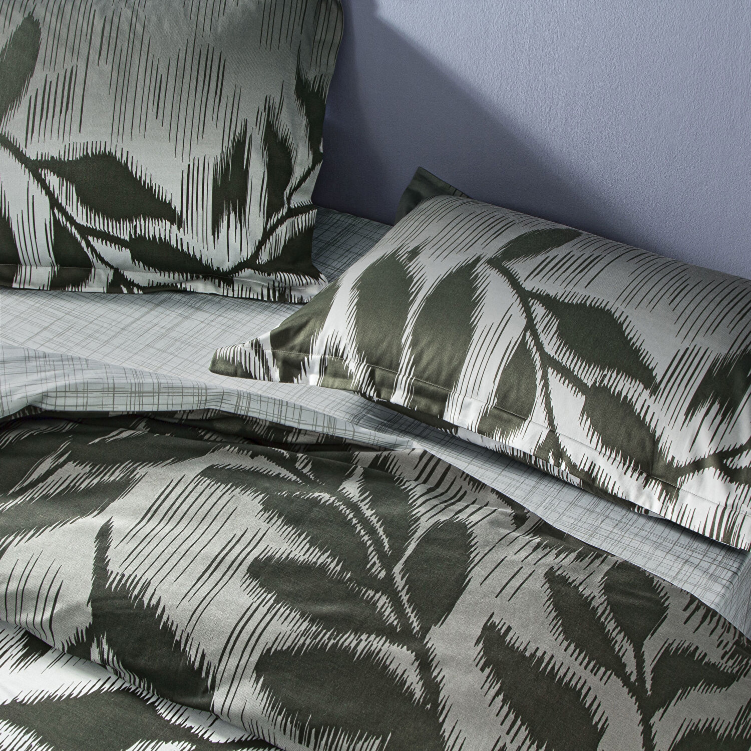 Taç Matilda Saten Çift Kişilik Nevresim Takımı Kahverengi