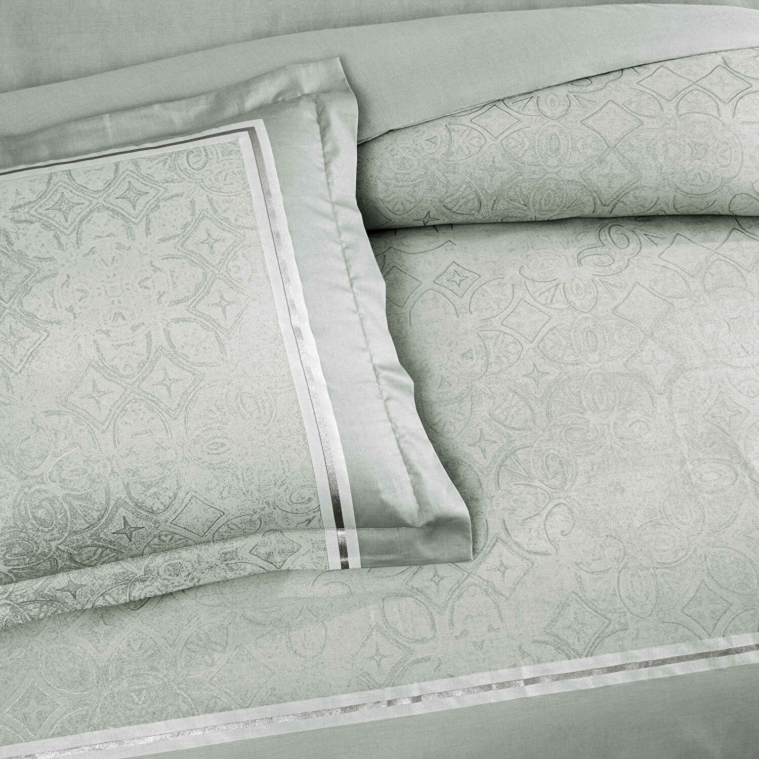 Taç Salvorıa Saten Çift Kişilik Nevresim Takımı Lila