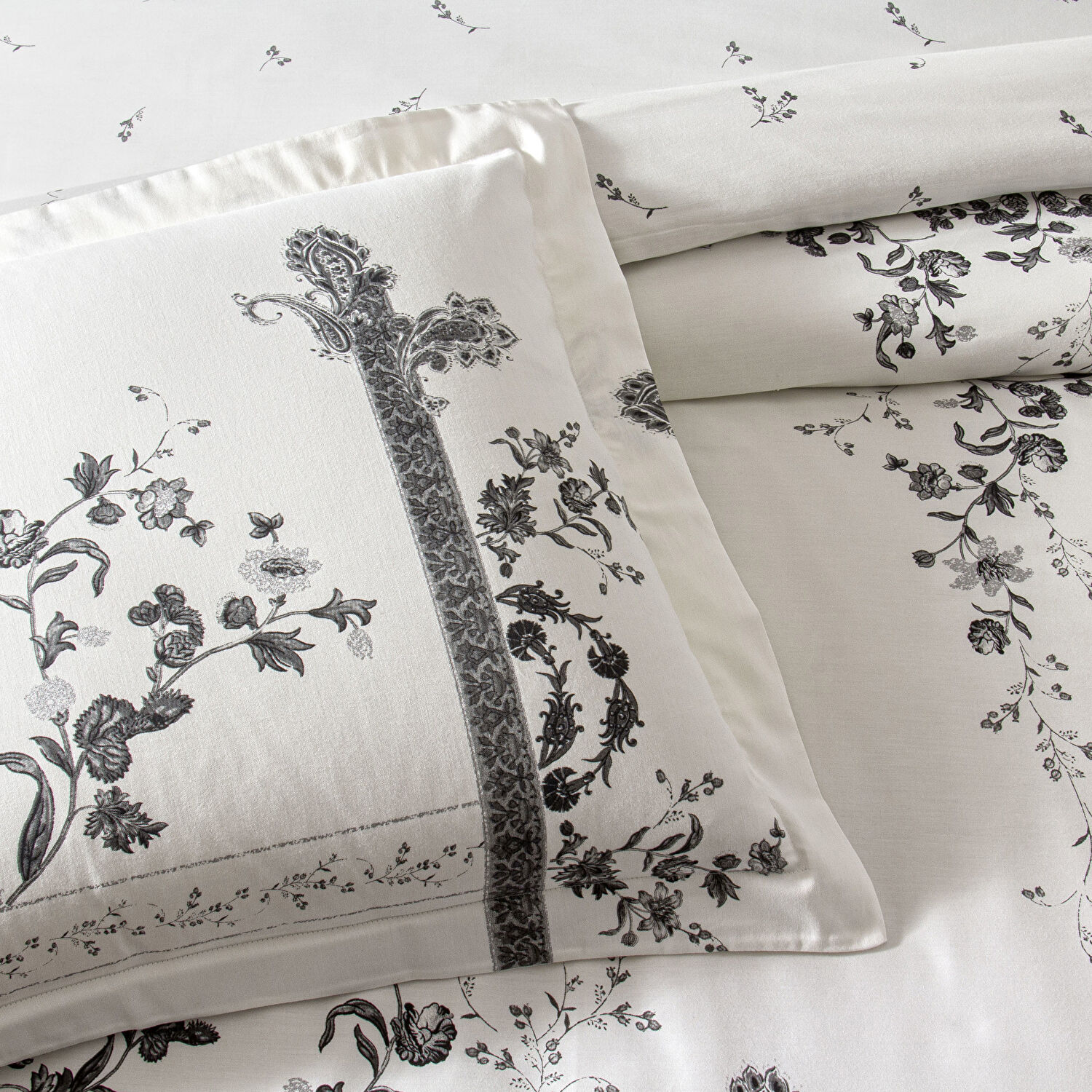 Taç Clymena Saten Çift Kişilik Nevresim Takımı Beyaz