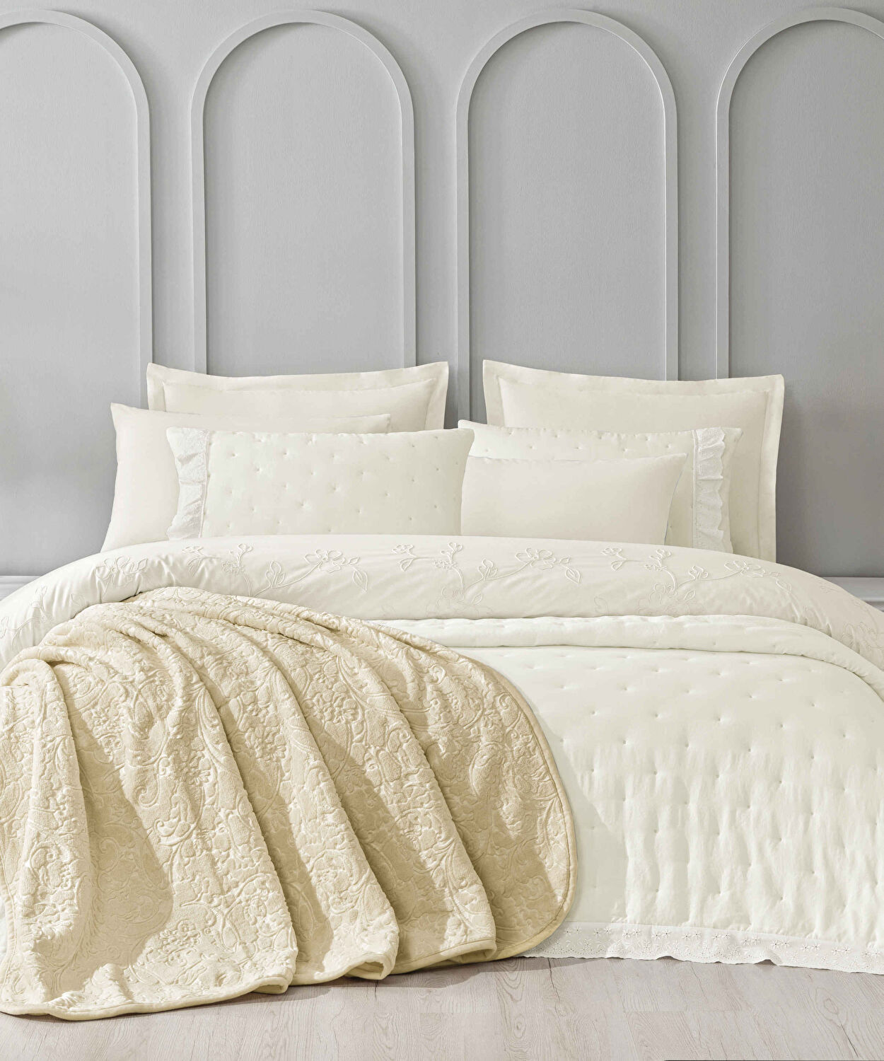 Taç Calantha 3lü Çeyiz Seti Ekru