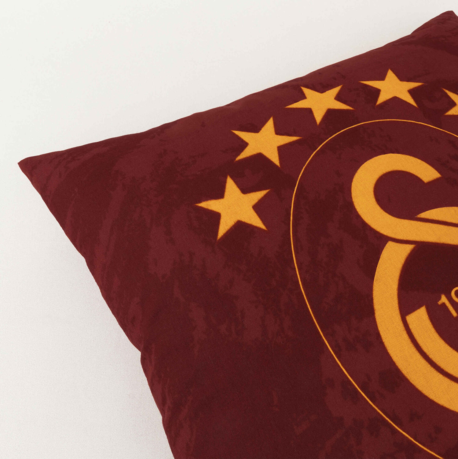 Taç Lisanslı 5.Yıldız Galatasaray 40x40 Kırlent