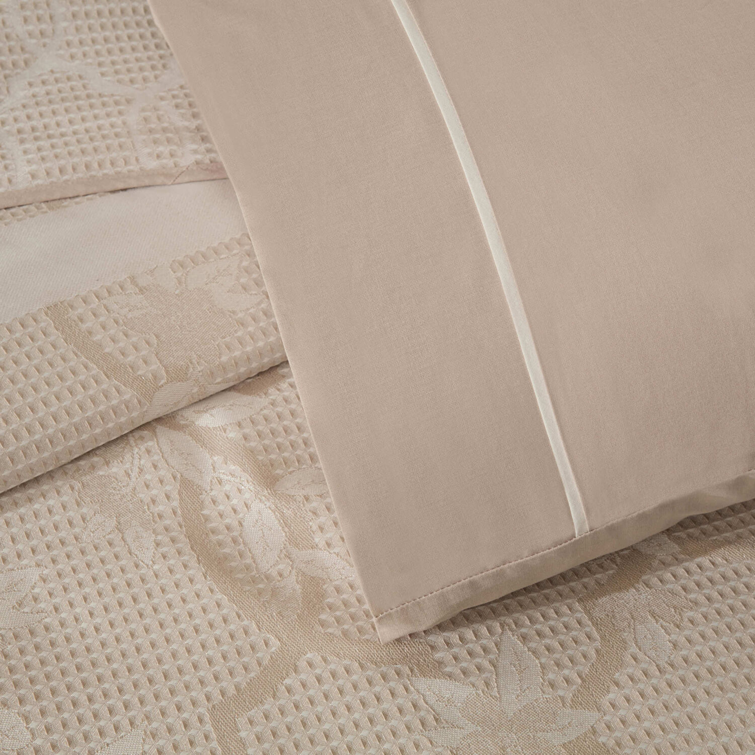 Taç Jakar Linora Çift Kişilik Pike Takımı Pudra