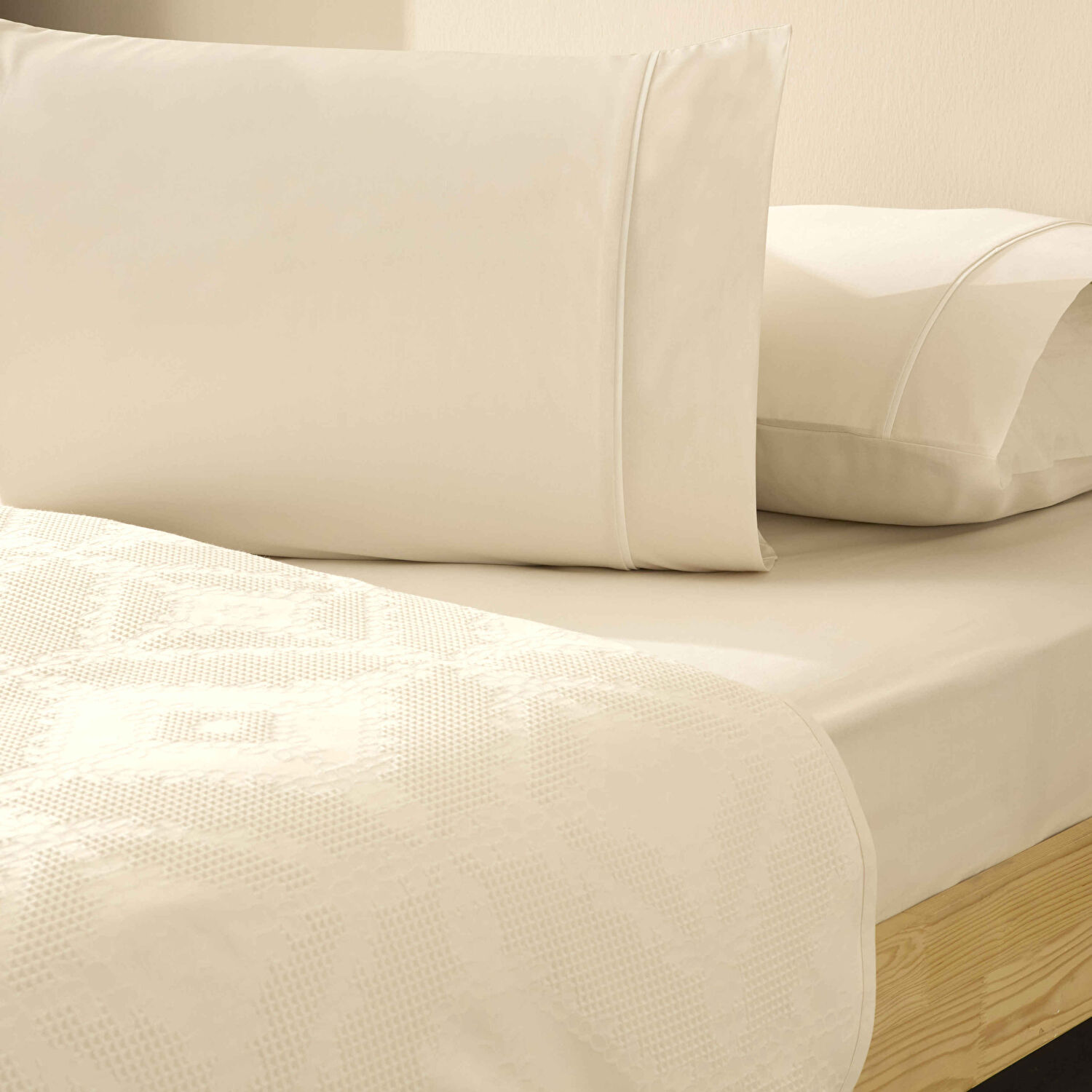 Taç Jakar Delissa Tek Kişilik Pike Takımı Ekru