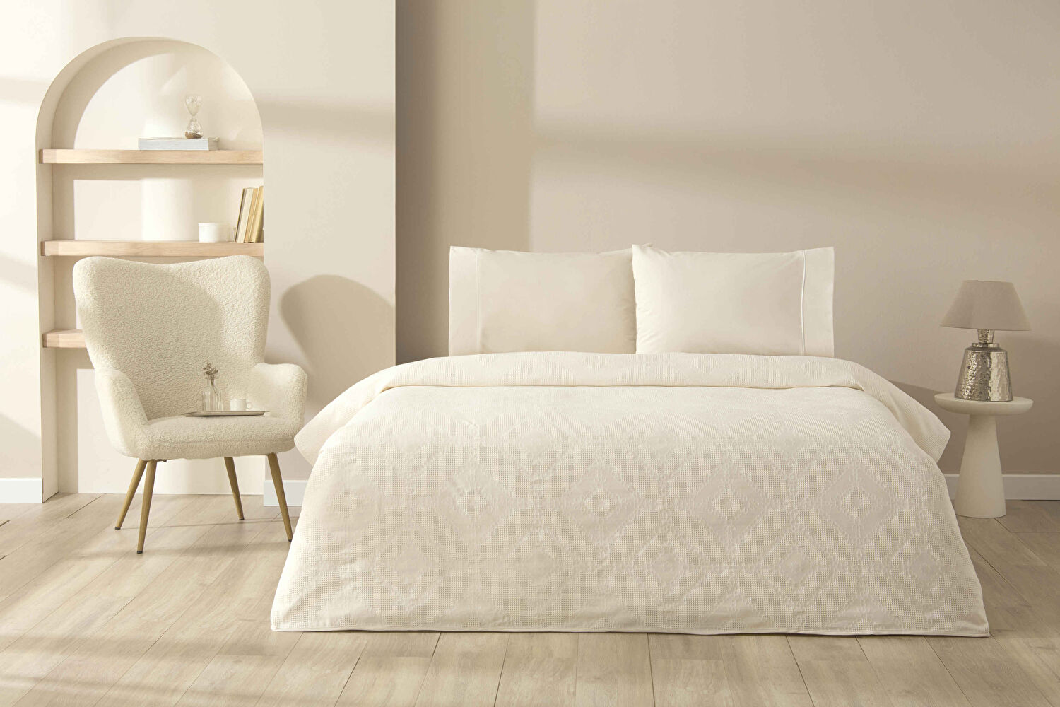 Taç Jakar Delissa Tek Kişilik Pike Takımı Ekru