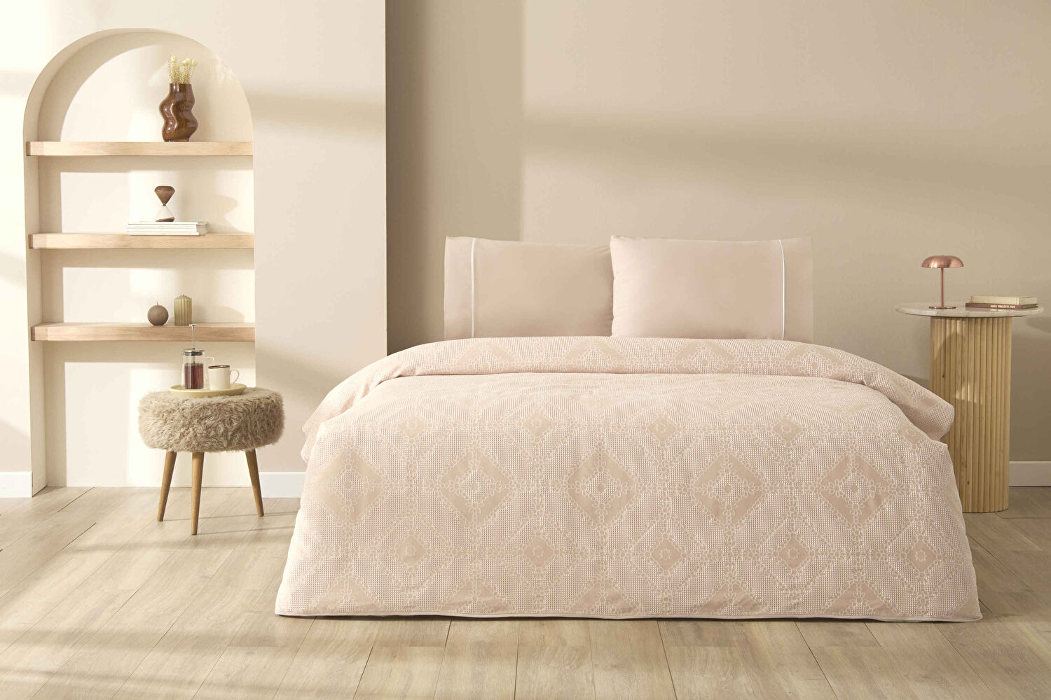 Taç Jakar Delissa Queen Size Pike Takımı Somon