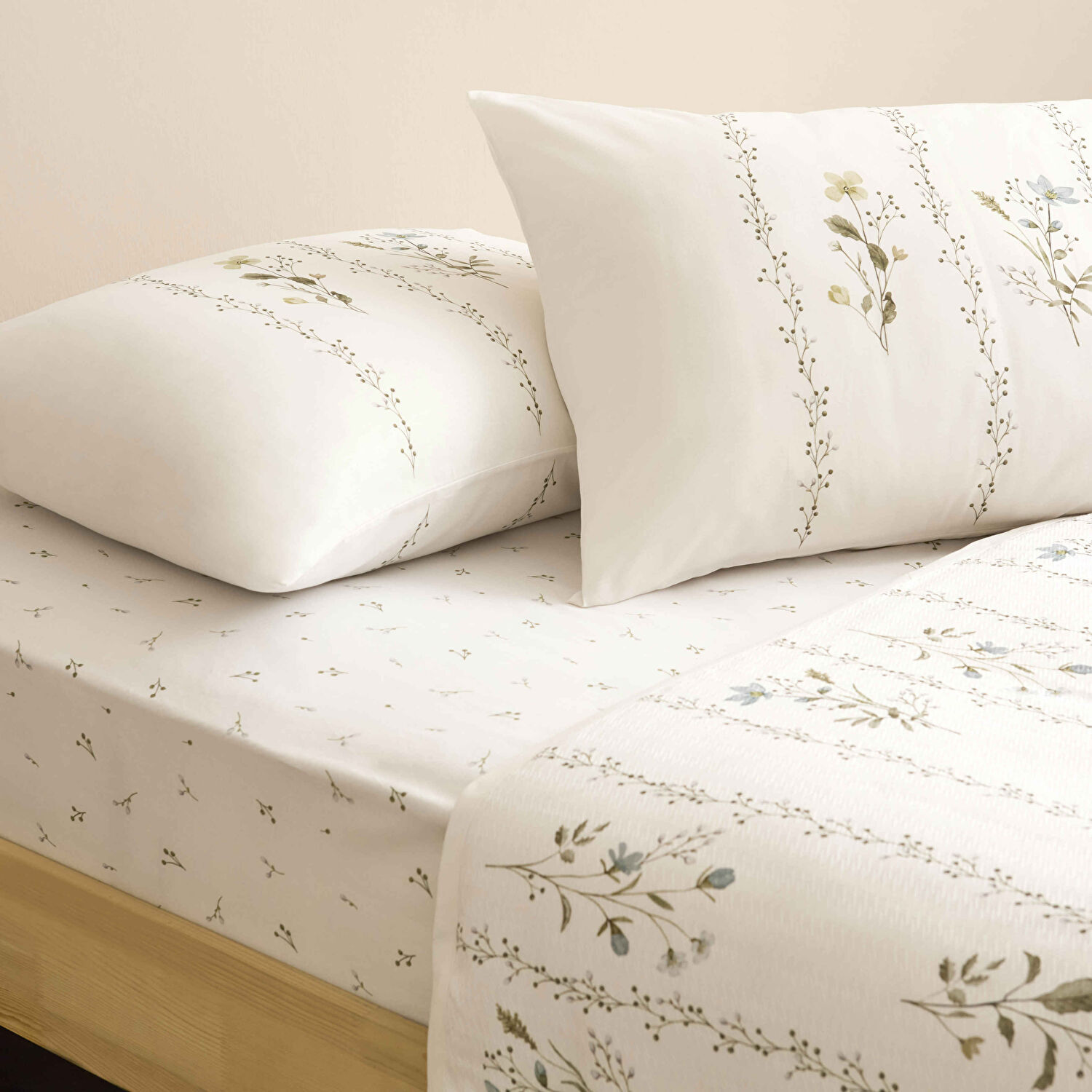 Taç Baskılı Soria Çift Kişilik Pike Takımı Yeşil