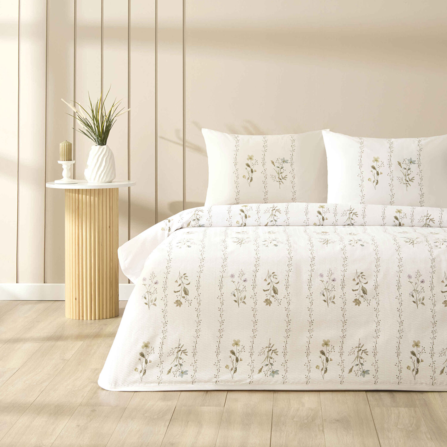 Taç Baskılı Soria Çift Kişilik Pike Takımı Yeşil