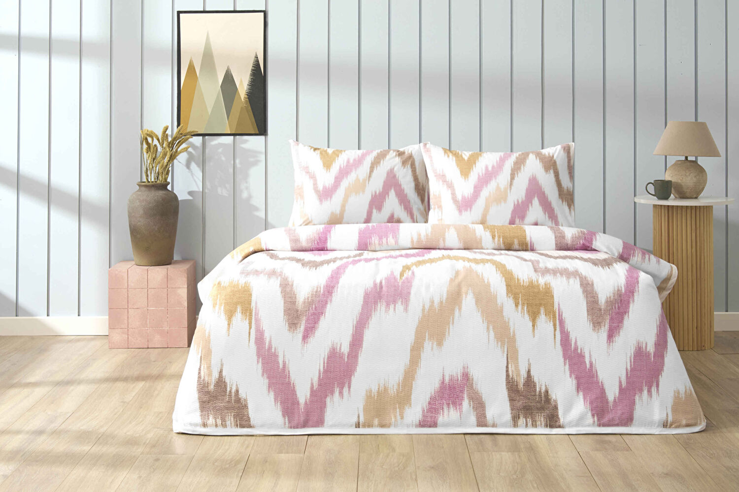 Taç Baskılı Avenya Çift Kişilik Pike Takımı Pembe