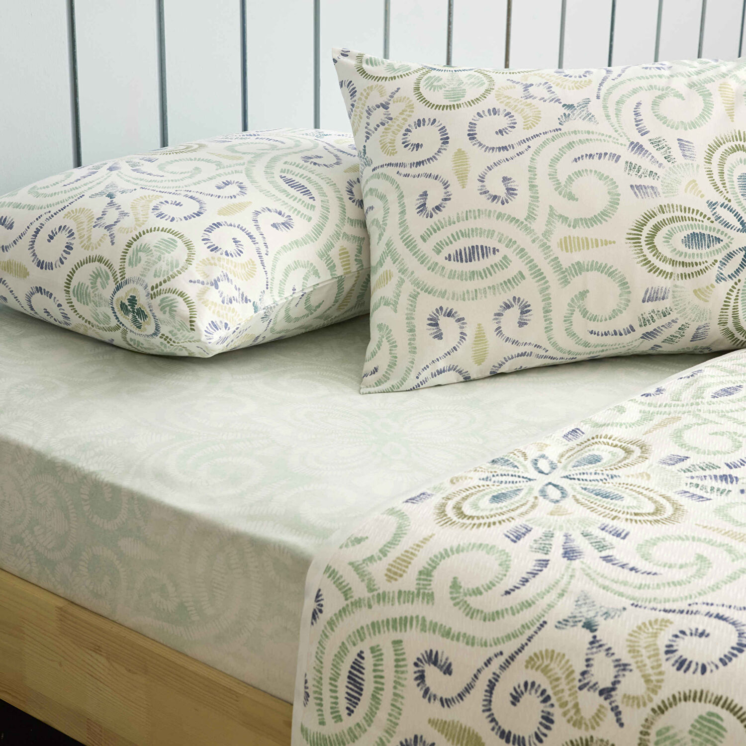 Taç Baskılı Mireva Çift Kişilik Pike Takımı Yeşil