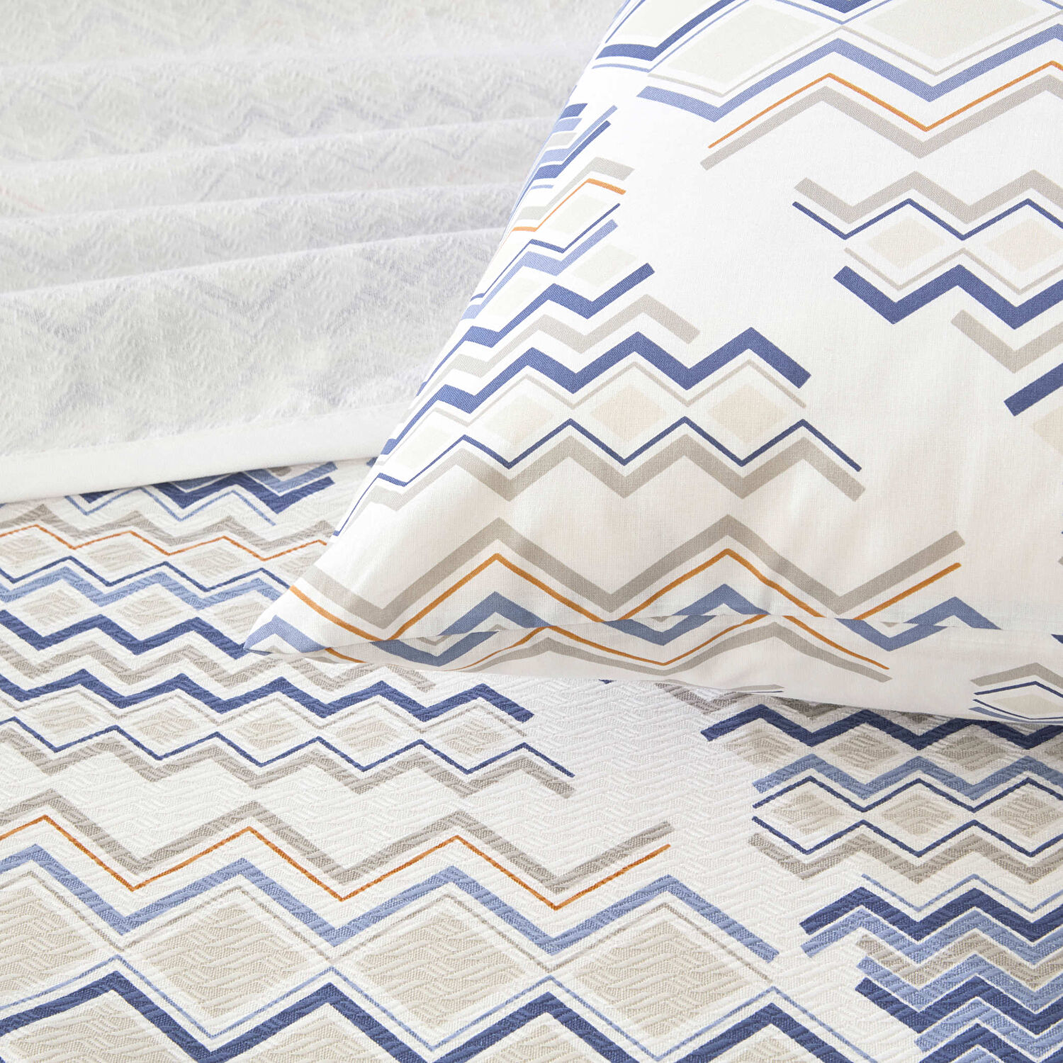 Taç Baskılı Zariel Çift Kişilik Pike Takımı Gri