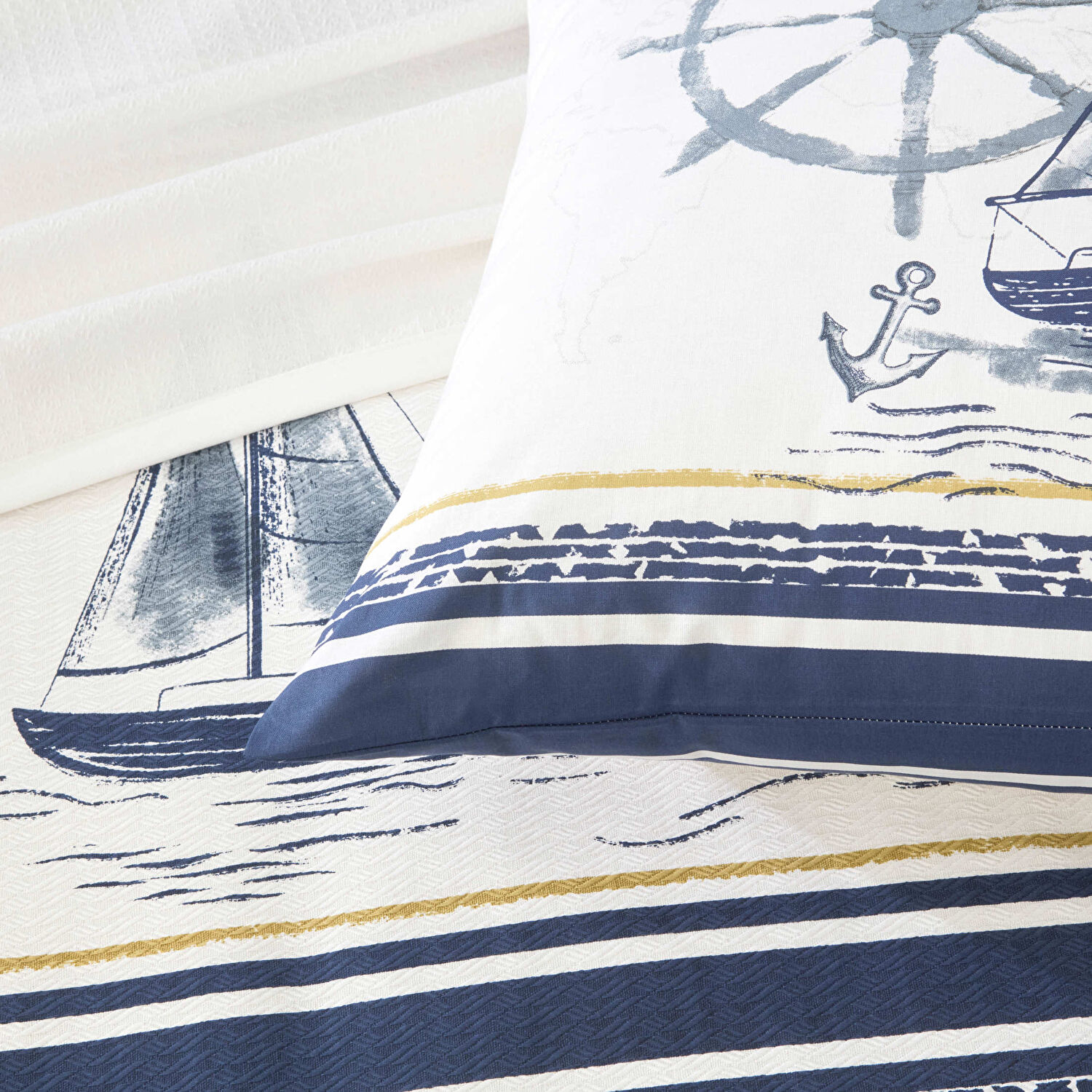 Taç Baskılı Nereil Tek Kişilik Pike Takımı Lacivert