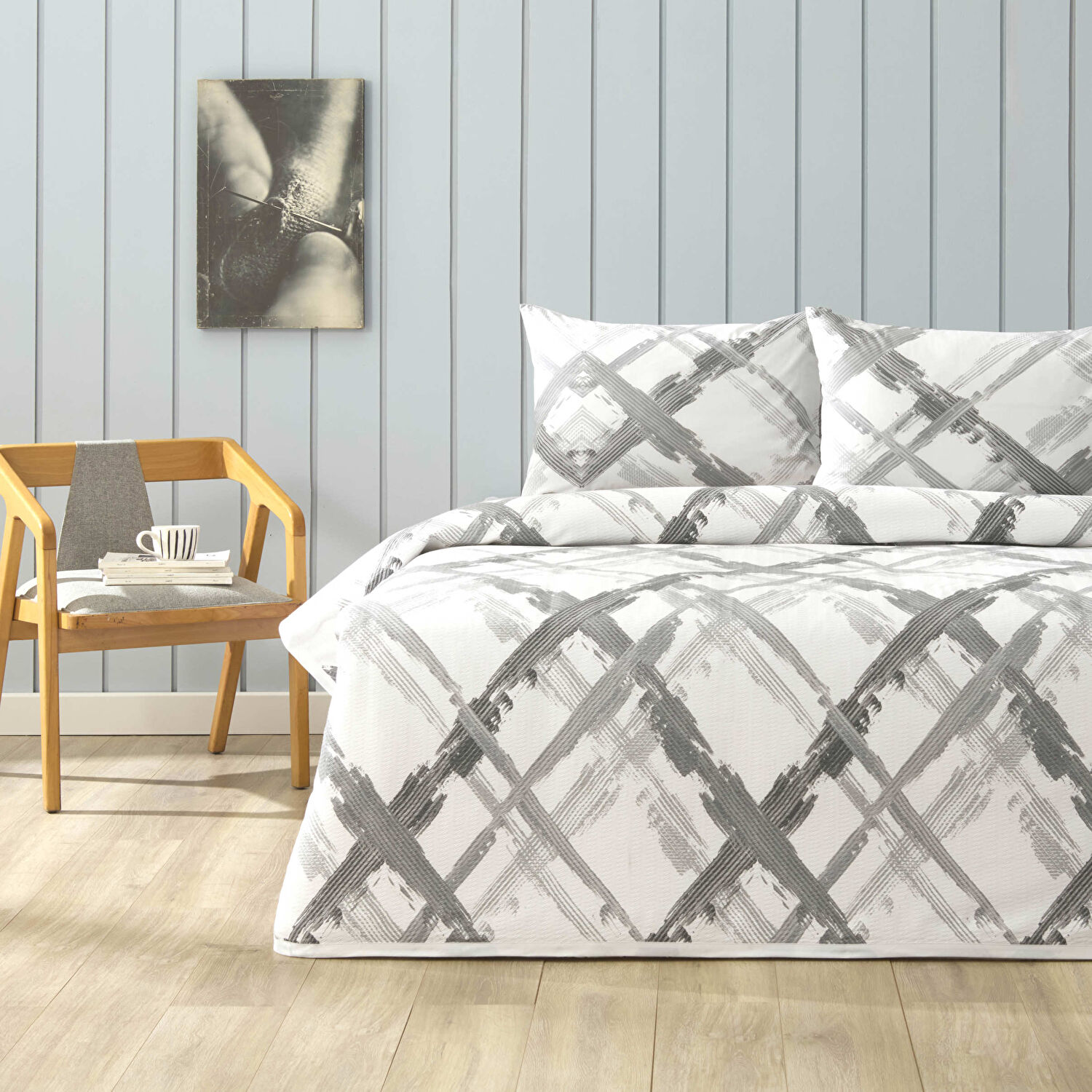 Taç Baskılı Liriel Çift Kişilik Pike Takımı Antrasit