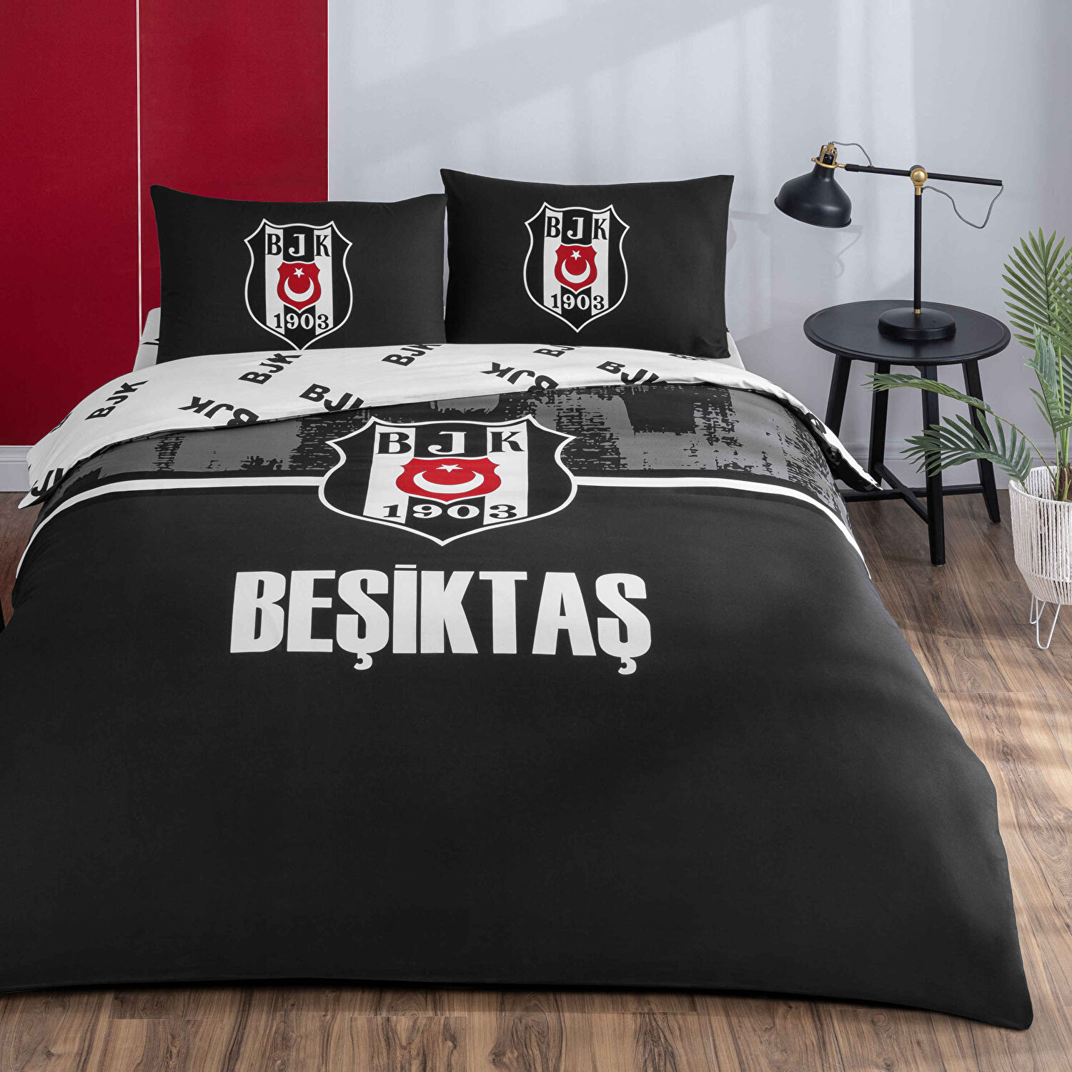 Taç Lisanslı Beşiktaş Arma Pamuk Çift Kişilik Nevresim Takımı