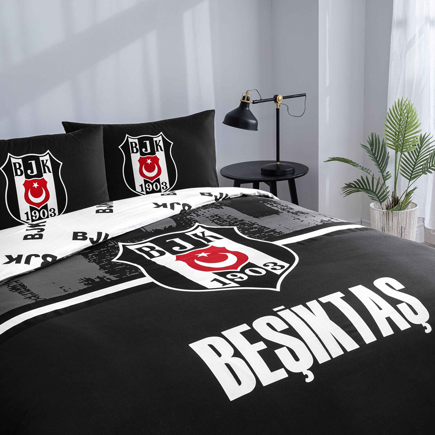 Taç Lisanslı Beşiktaş Arma Pamuk Çift Kişilik Nevresim Takımı