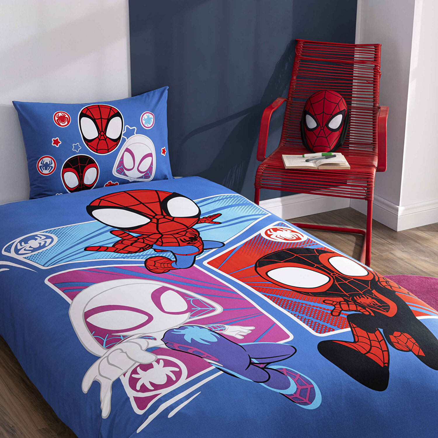 Taç Lisanslı Spidey Adventure Tek Kişilik Pamuk Nevresim Takımı
