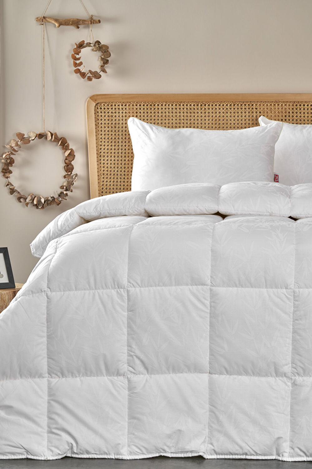 Taç Bambu Soft Tek Kişilik Yorgan Beyaz