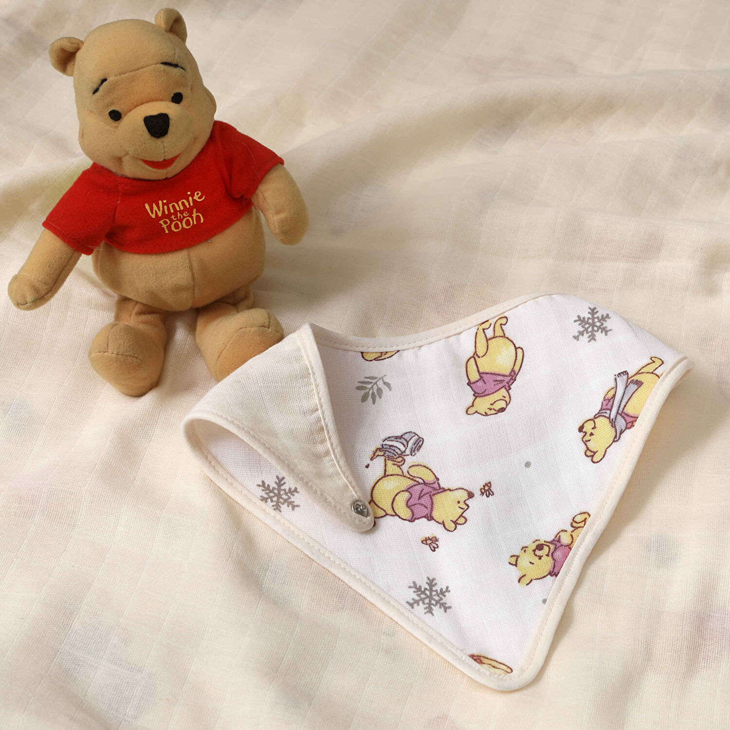 Lisanslı Disney Winnie Pamuk 40x35 3'lü Müslin Bandana