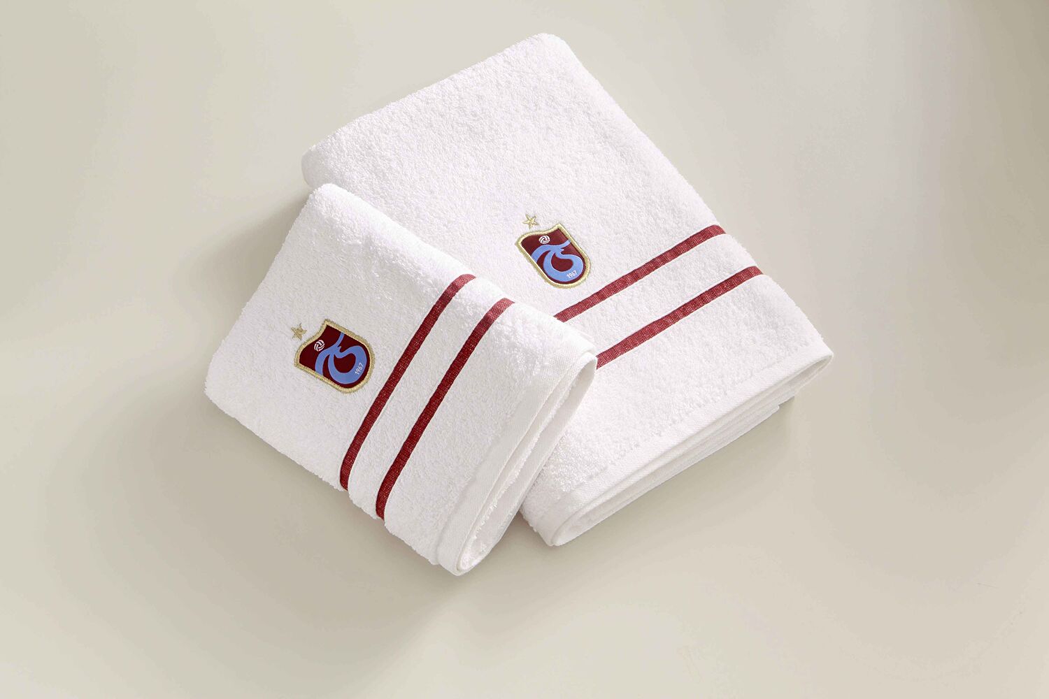 Taç Lisanslı Trabzonspor Arma Pamuk 70x140 cm Banyo Havlusu