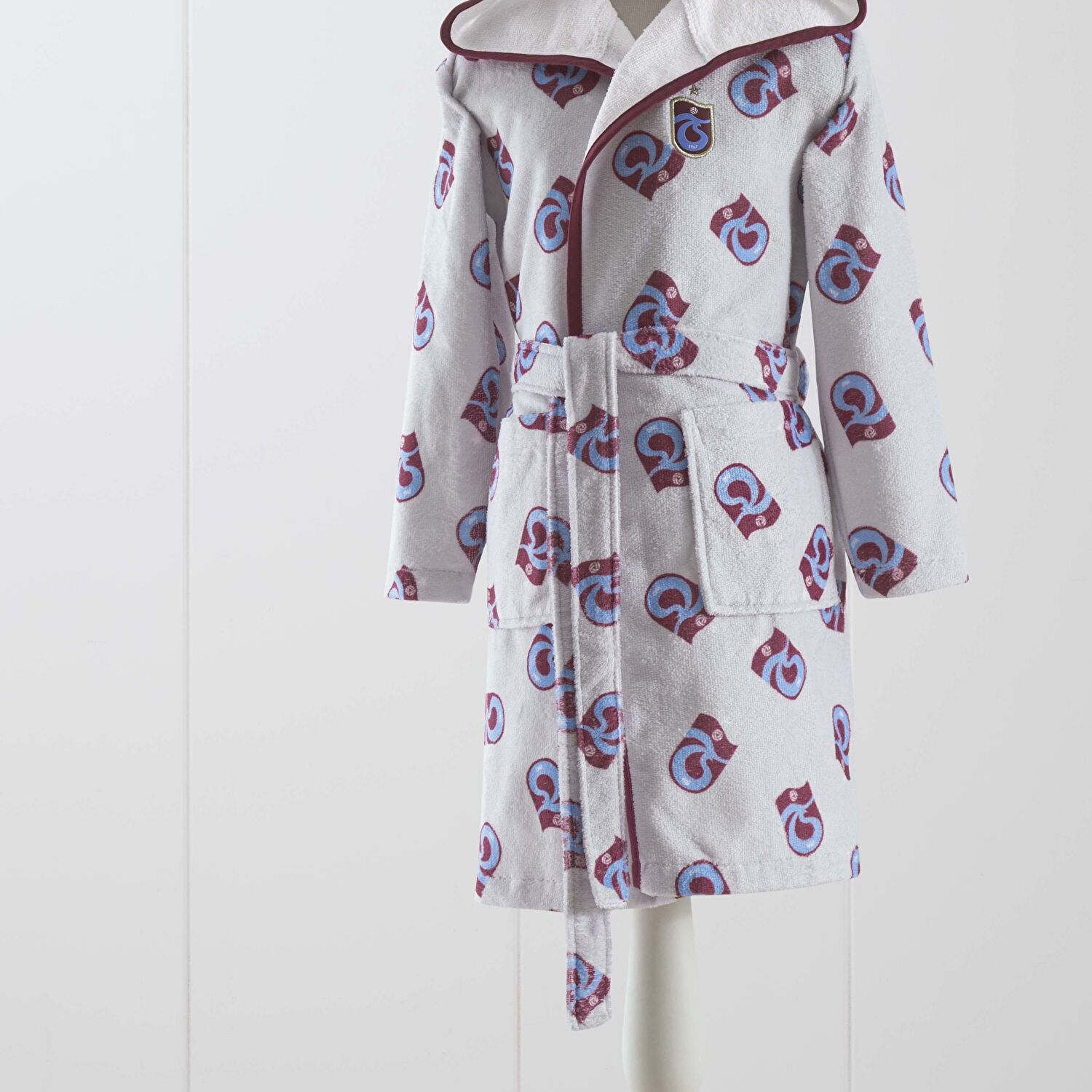 Taç Lisanslı Trabzonspor 1967 6-8 Yaş Çocuk Baskılı Bornoz