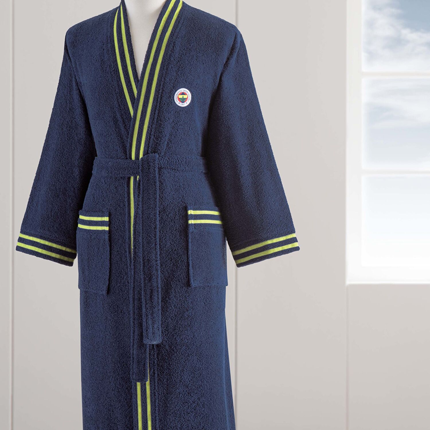 Taç Lisanslı Fenerbahçe Sarı Lacivert Pamuk M Yetişkin Bornoz Lacivert