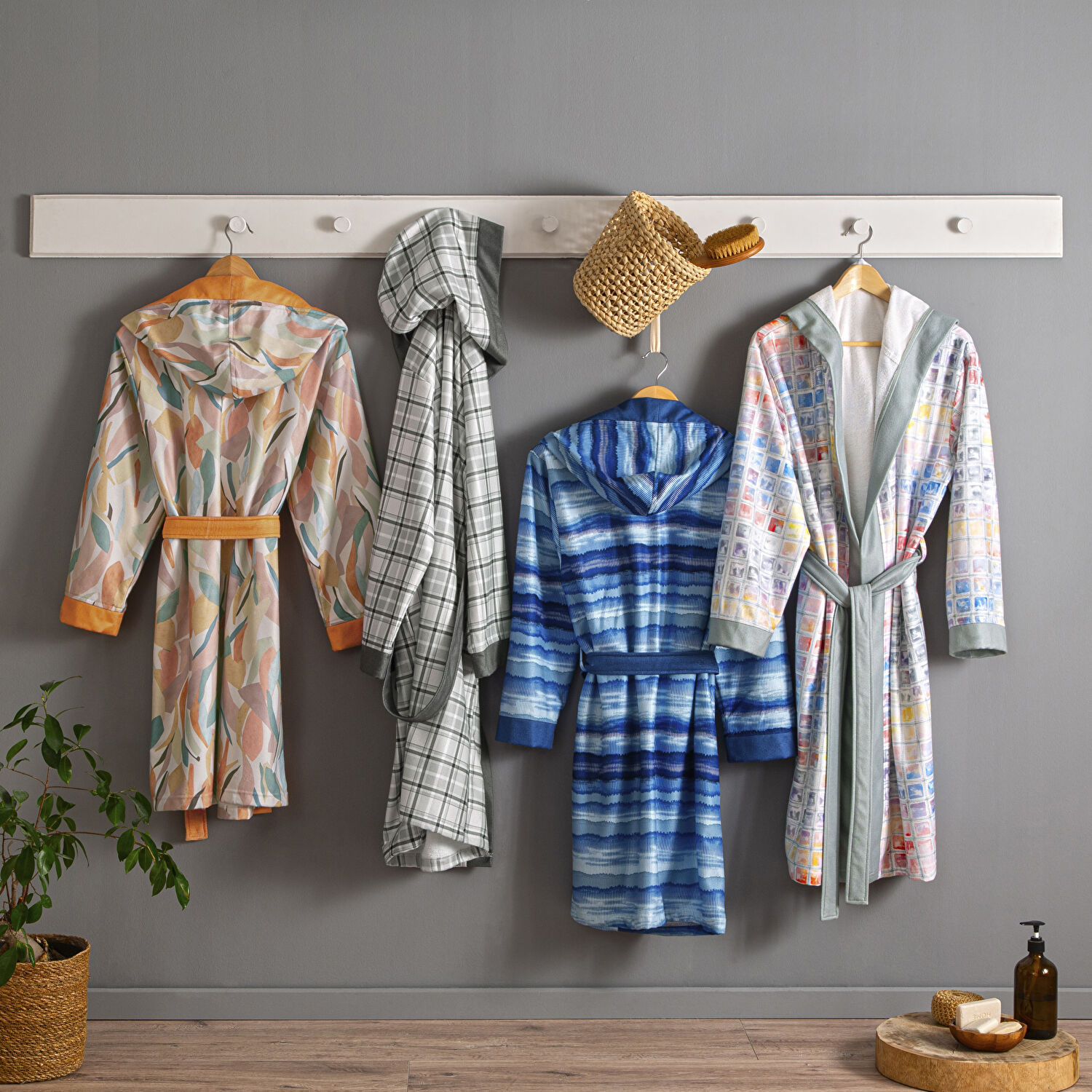 Taç Caleb Pamuk 15-18 Yaş Genç Bornoz Çok Renkli