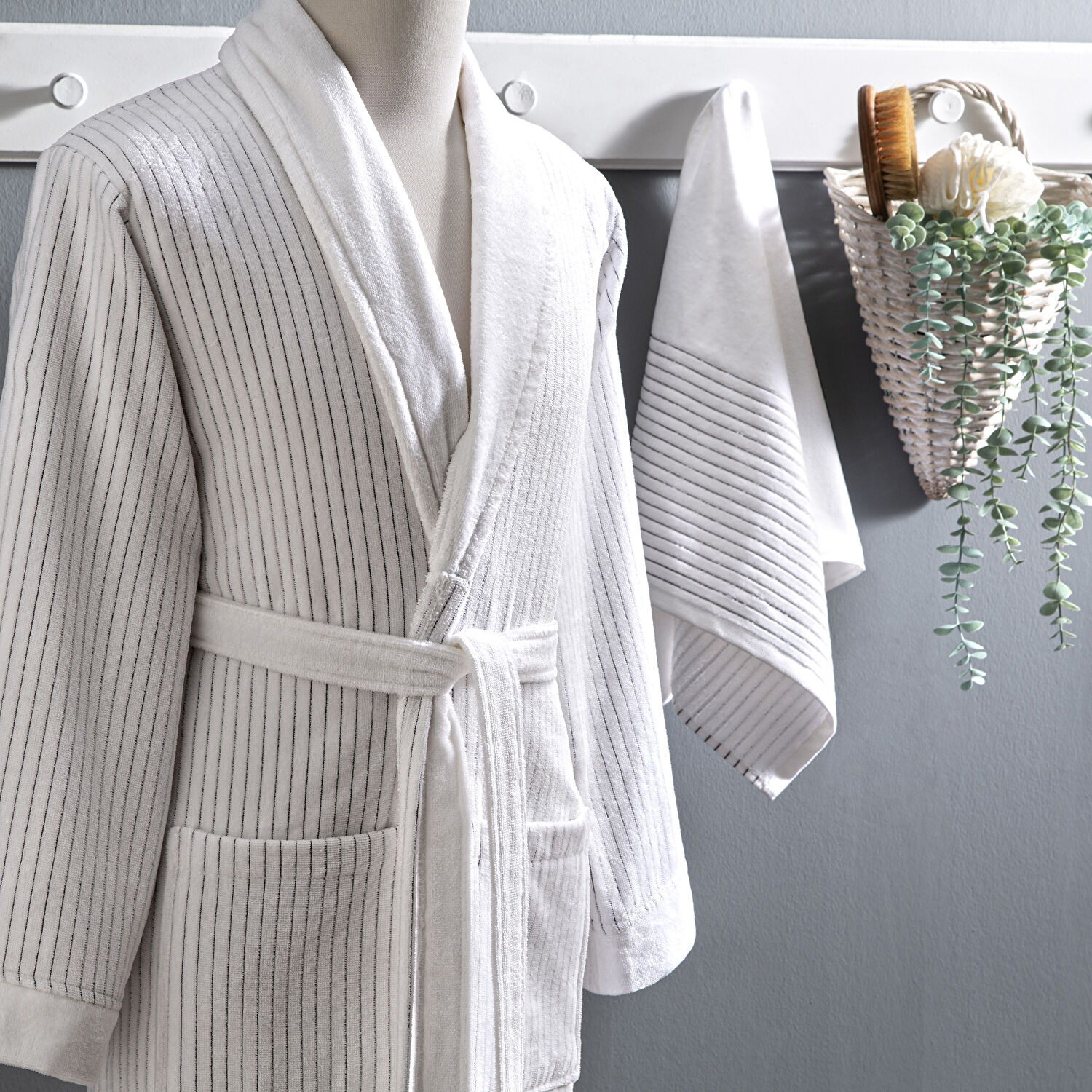 Taç Ritmo Pamuk S/M Bornoz Set Beyaz