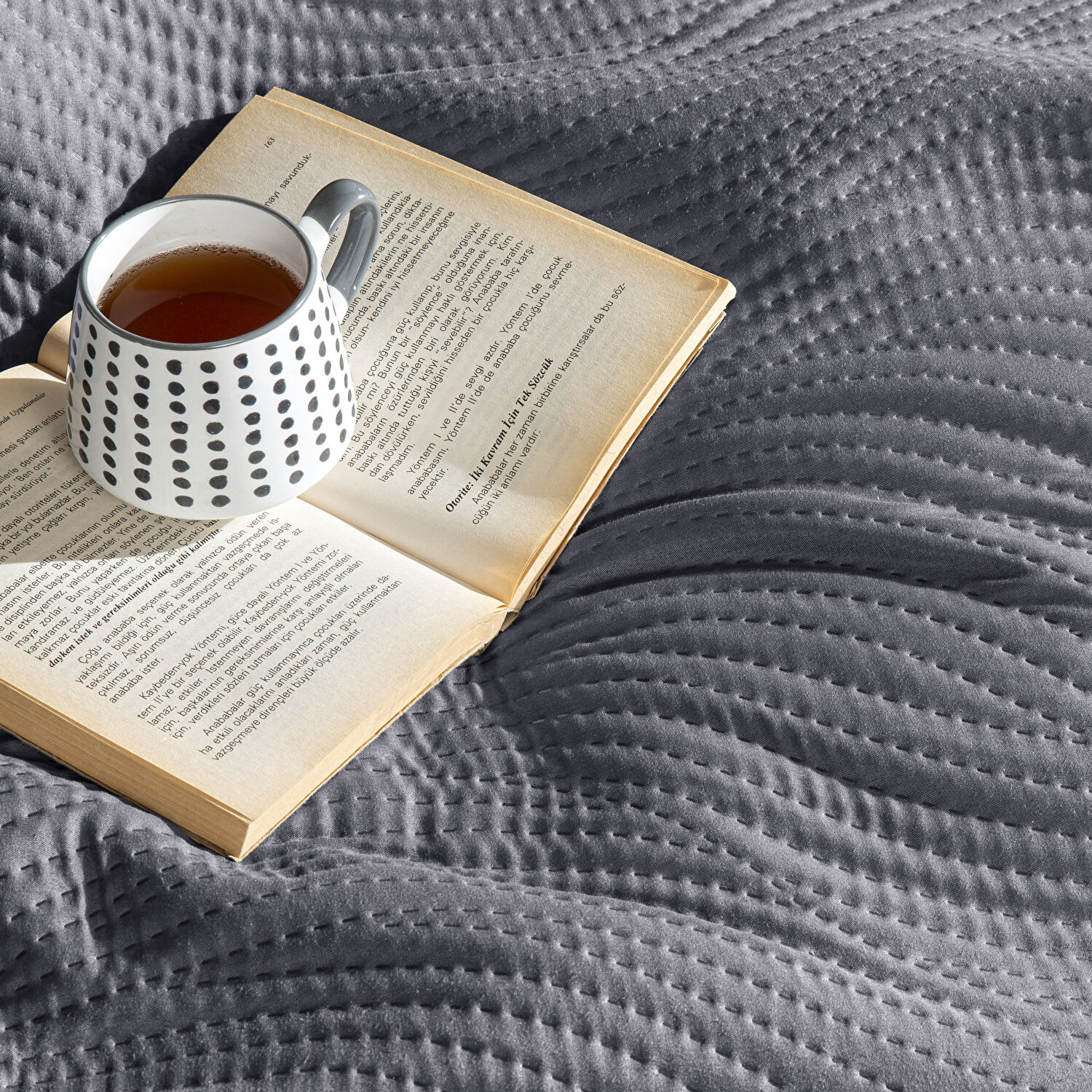 Taç Harlow Çift Kişilik Yatak Örtüsü Takımı Antrasit