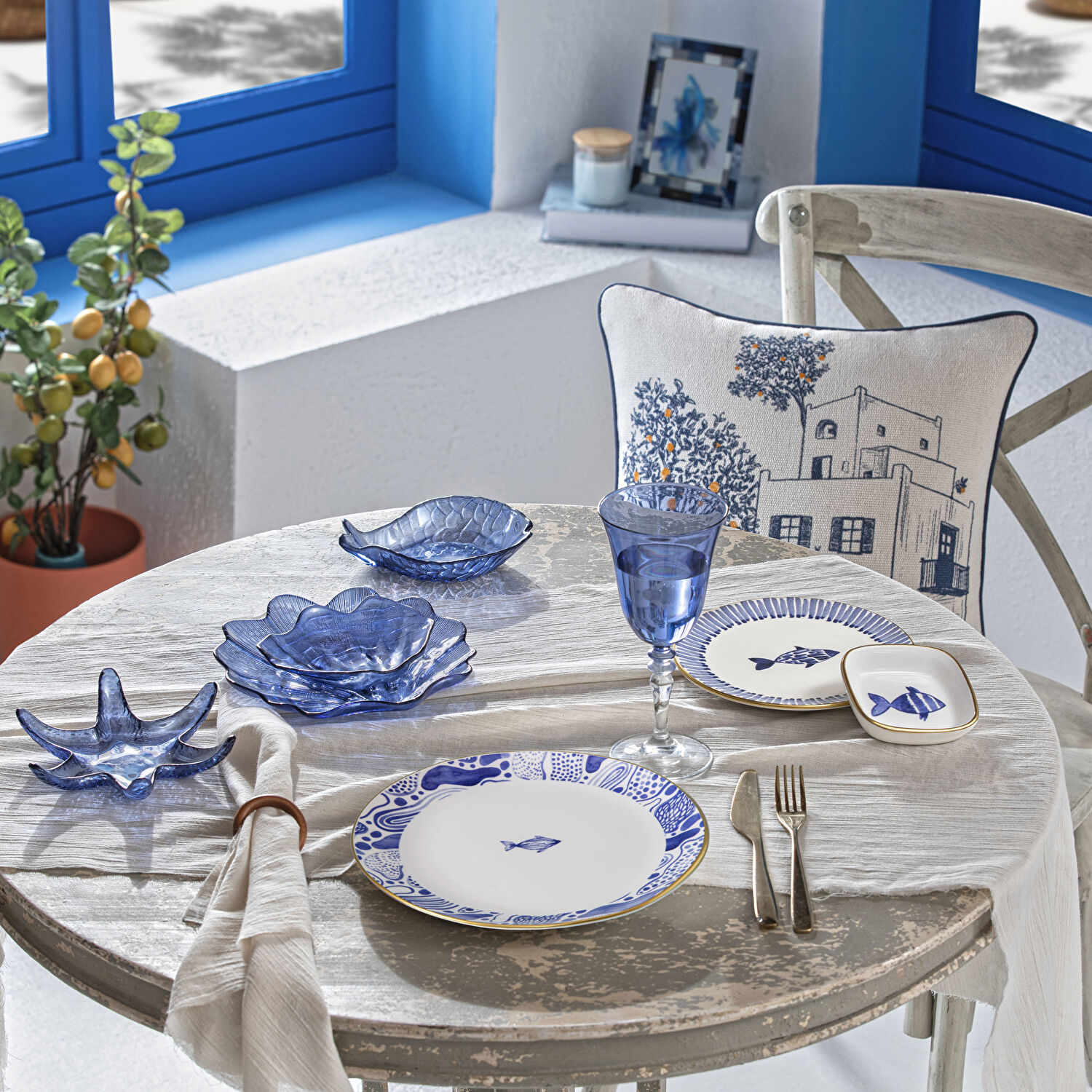 Taç Butik Bodrum Çerçeve Mavi