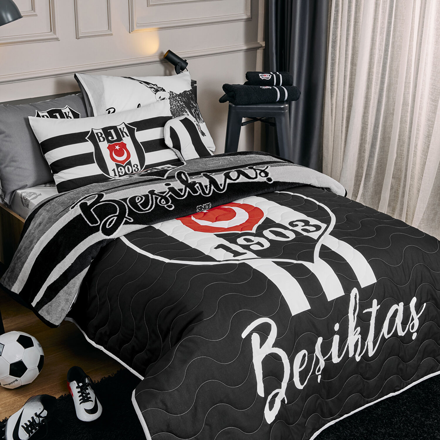 Lisanslı Beşiktaş Forma Kırlent