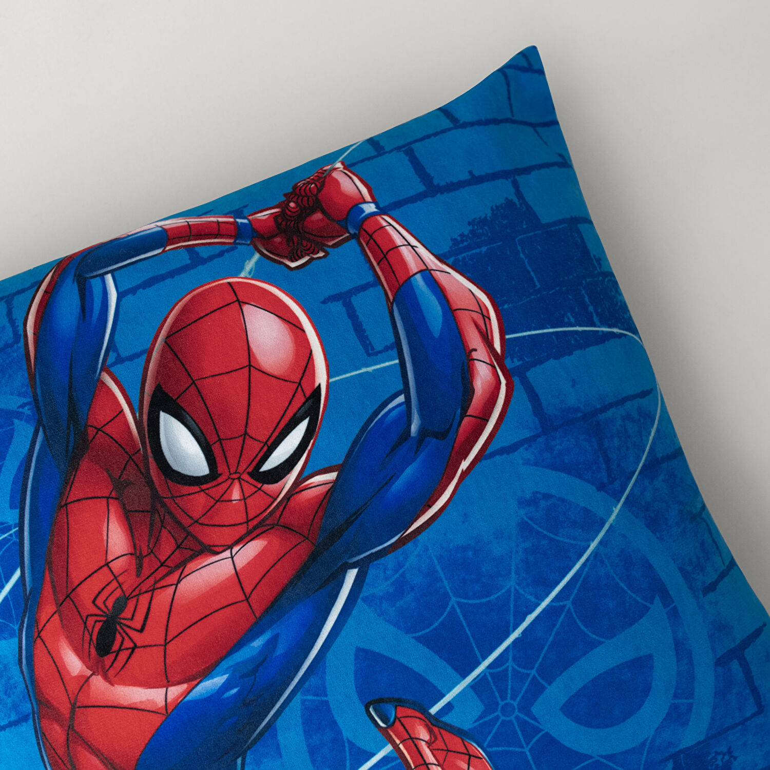 Lisanslı Spiderman Wall 40x40 cm Kırlent