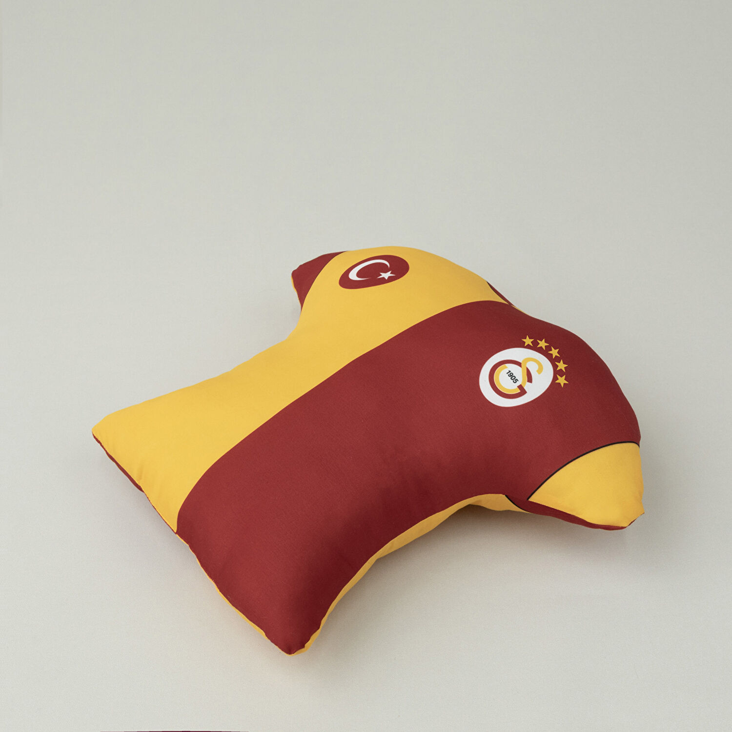 Lisanslı Galatasaray 5. Yıldız Forma Kırlent