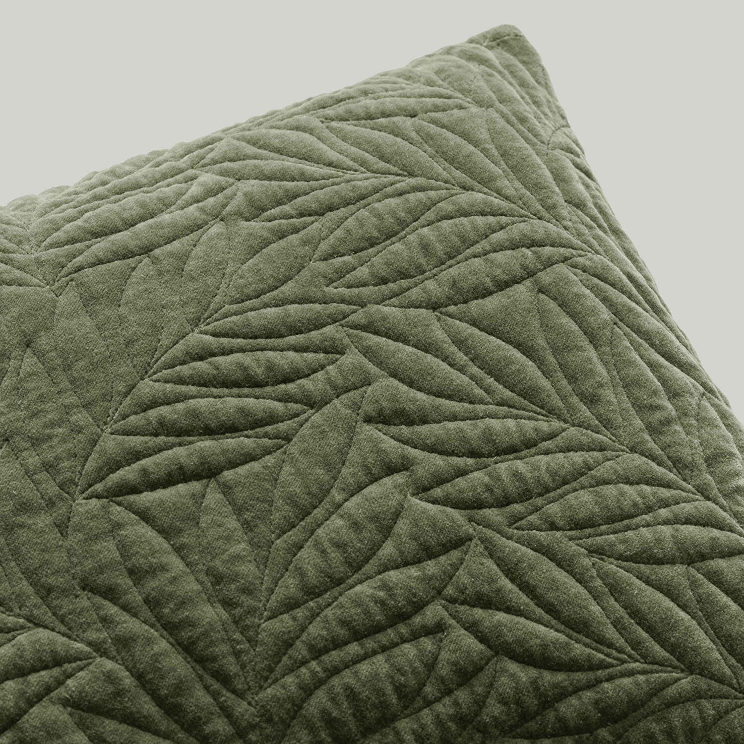 Linens Velour Kırlent Kılıfı 30x50 cm Haki