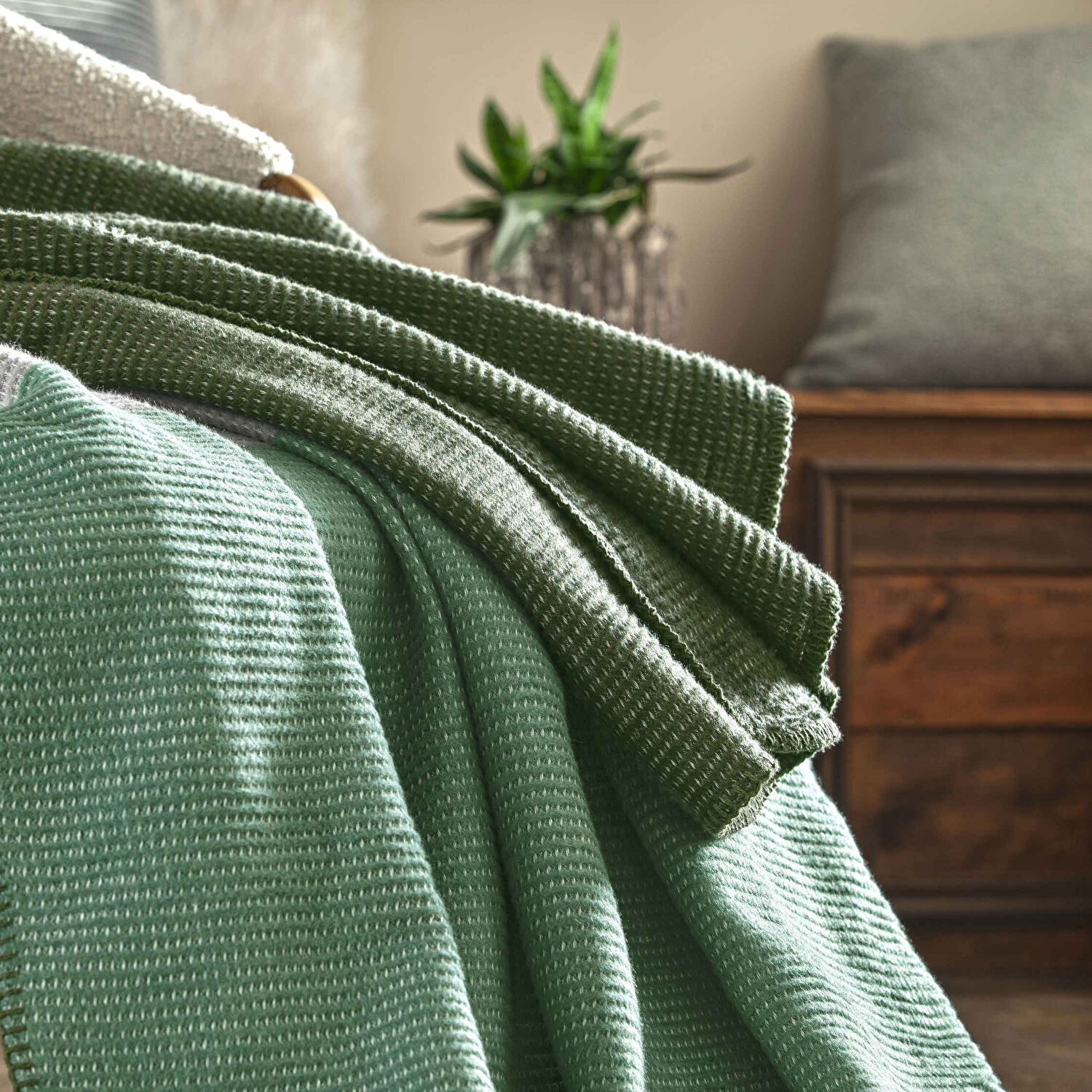 Taç Butik Patagonya Pamuklu Çift Kişilik Battaniye Yeşil