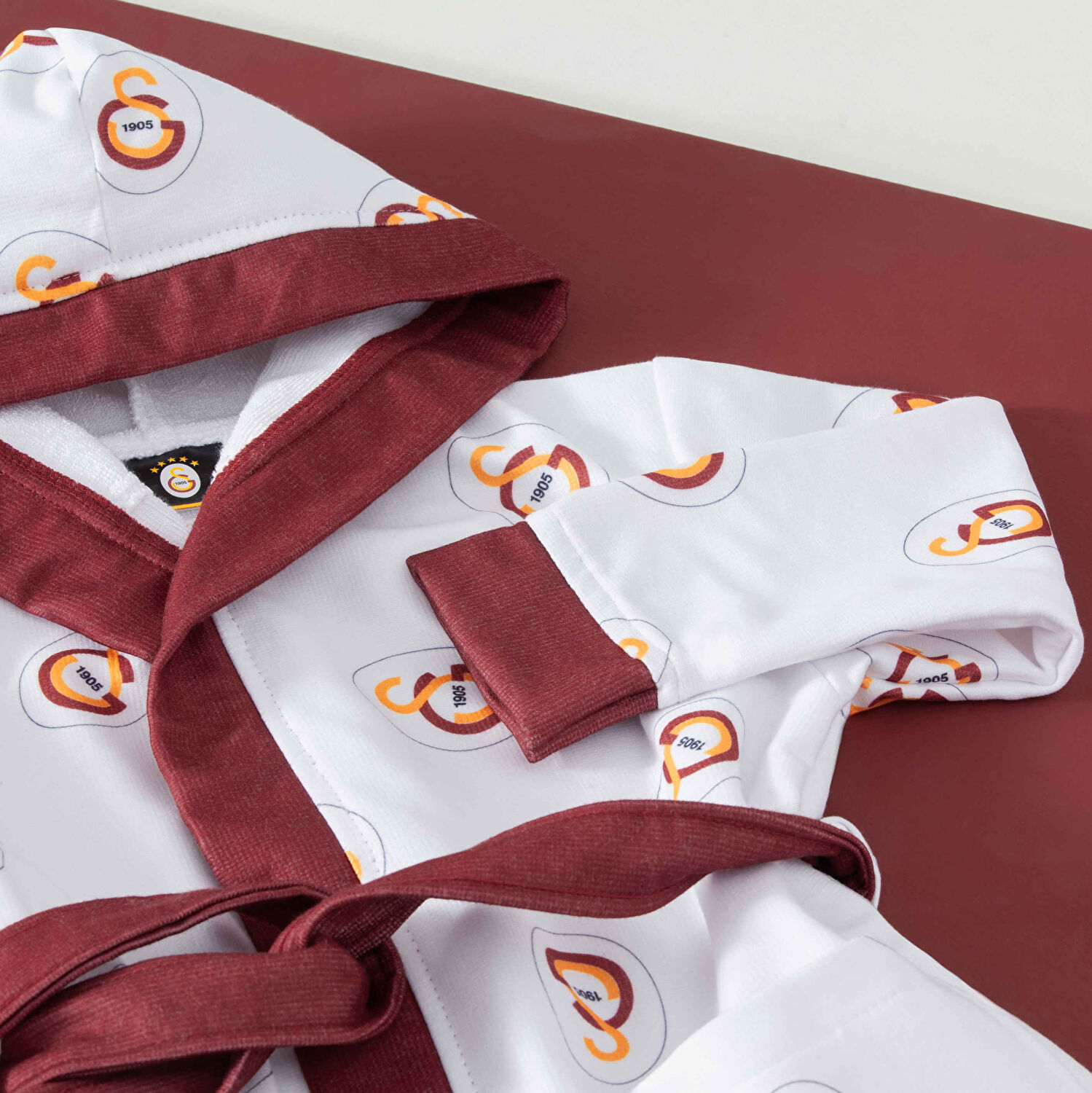 Taç Lisanslı Galatasaray 3-4 Yaş Bebek Bornoz