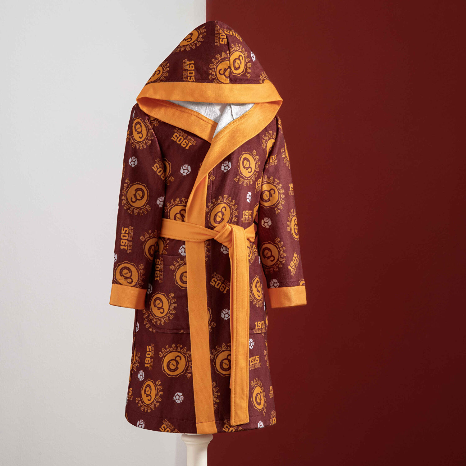 Taç Lisanslı Galatasaray 12-14 Yaş Baskılı Çocuk Bornoz