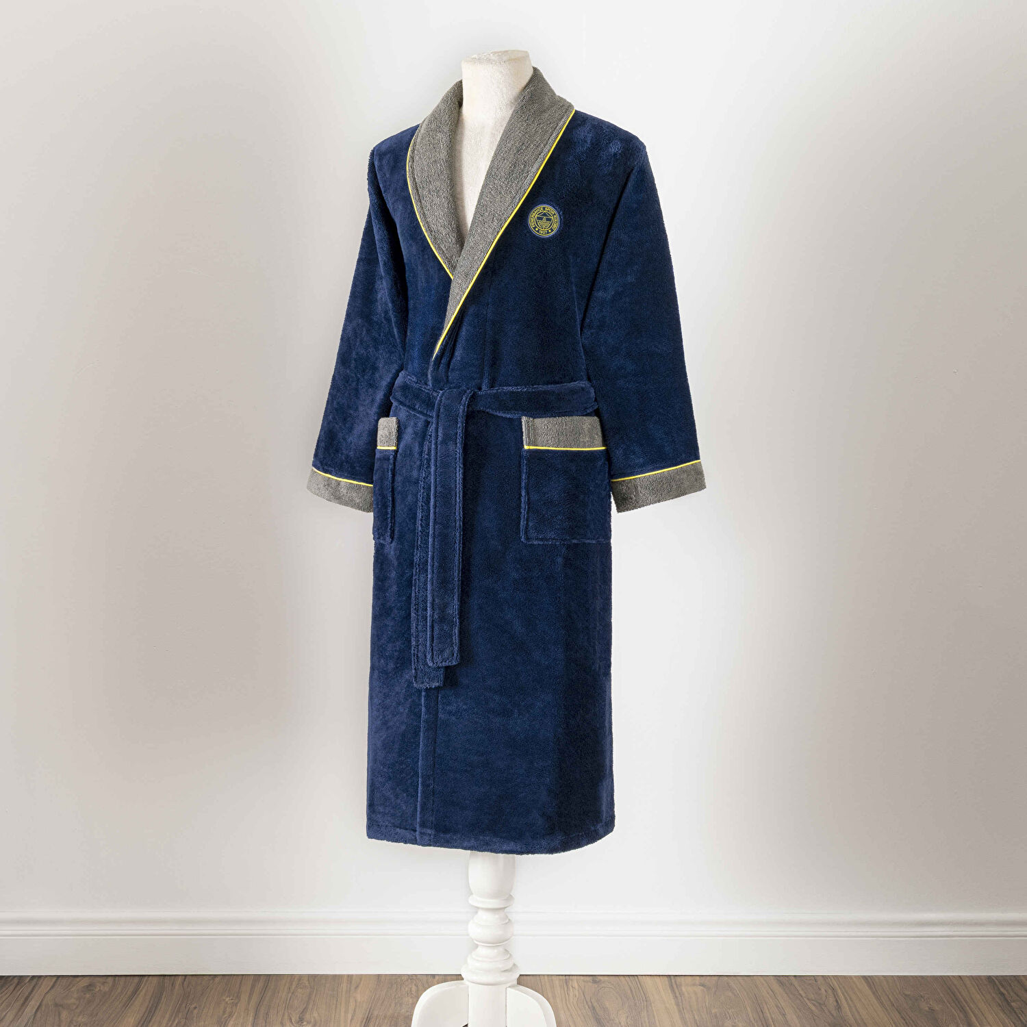 Taç Lisanslı Fenerbahçe Triga S Yetişkin Bornoz