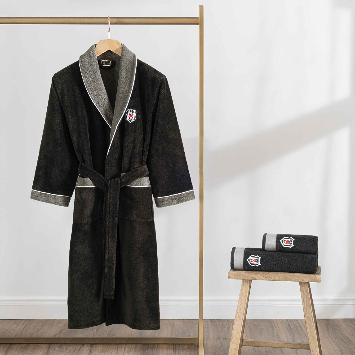 Taç Lisanslı Beşiktaş Bukle Pamuk 70X140 Banyo Havlusu