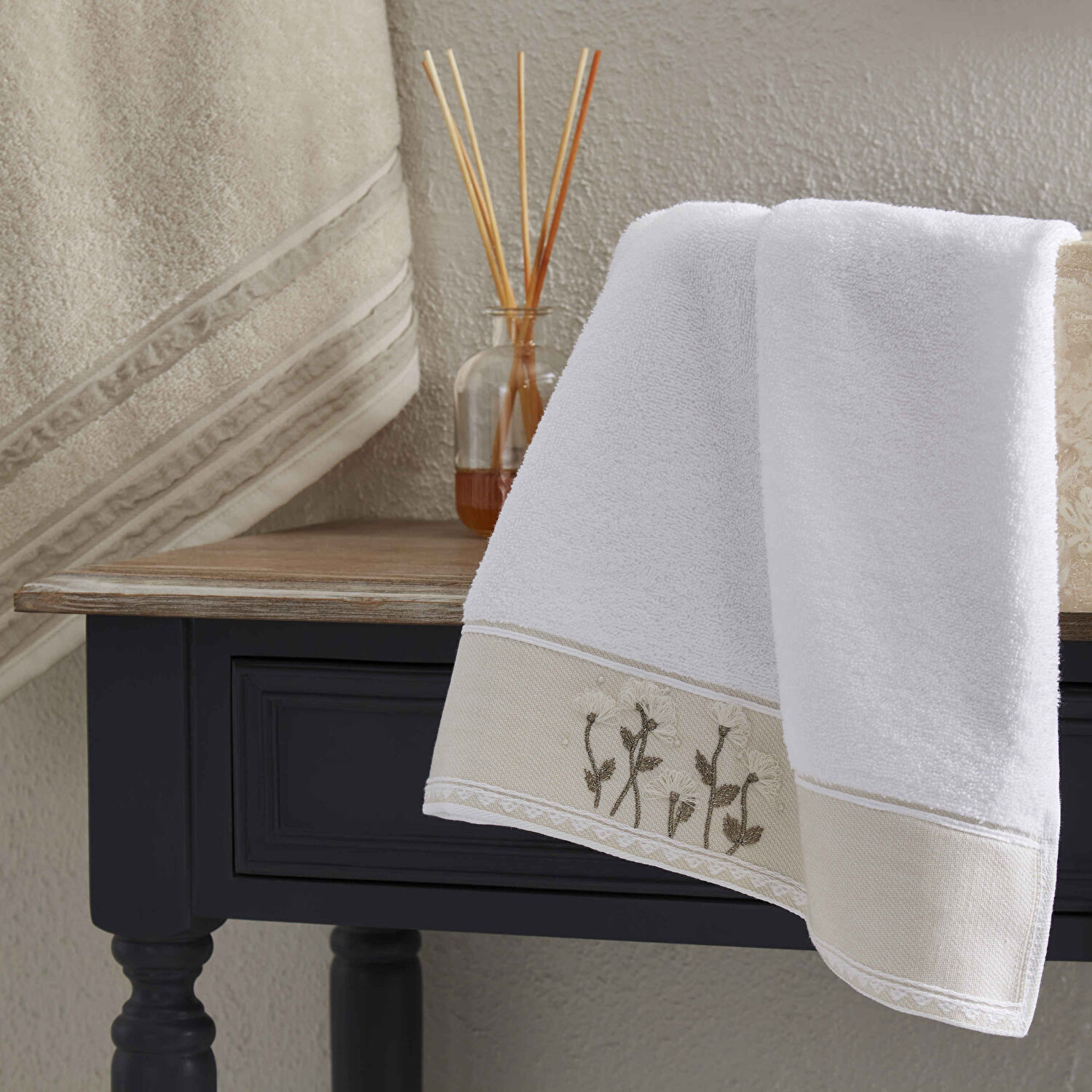Taç Belinda Pure Cotton Pamuk Hamam Seti Beyaz Keten
