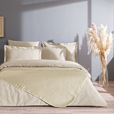 Taç Gabriella Yatak Örtülü Çift Kişilik Nevresim Seti Camel