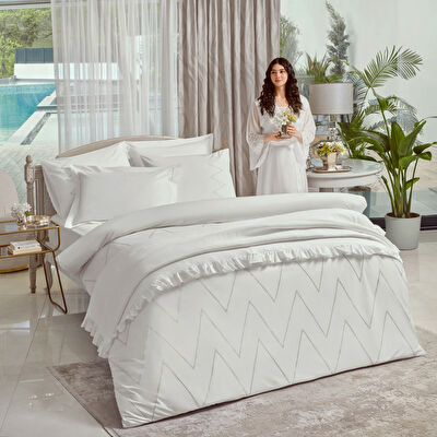 Taç Rosetta Yatak Örtülü Çift Kişilik Nevresim Seti Beyaz