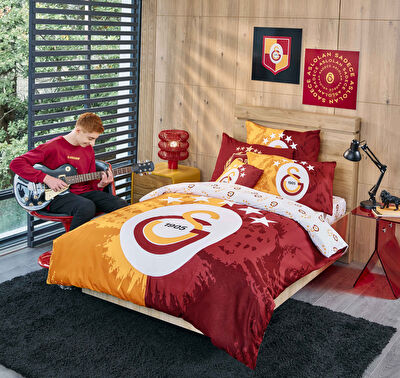 Taç Lisanslı 5.Yıldız Galatasaray 40x40 Kırlent