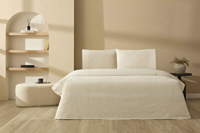 Taç Jakar Linora Çift Kişilik Pike Takımı Ekru