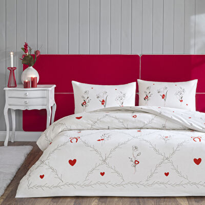 Taç Amoura Glowlu Ranforce Çift Kişilik Nevresim Takımı Kırmızı